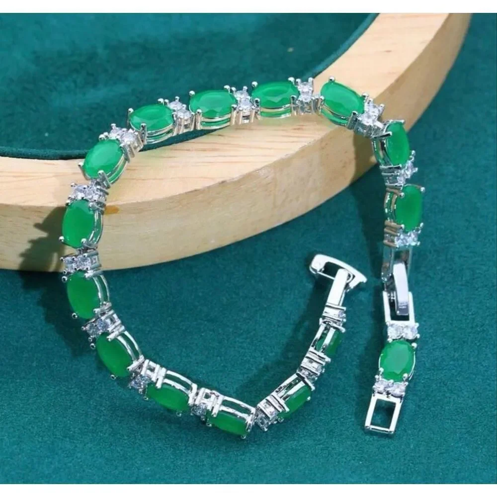 Beautiful Emerald Bracelet